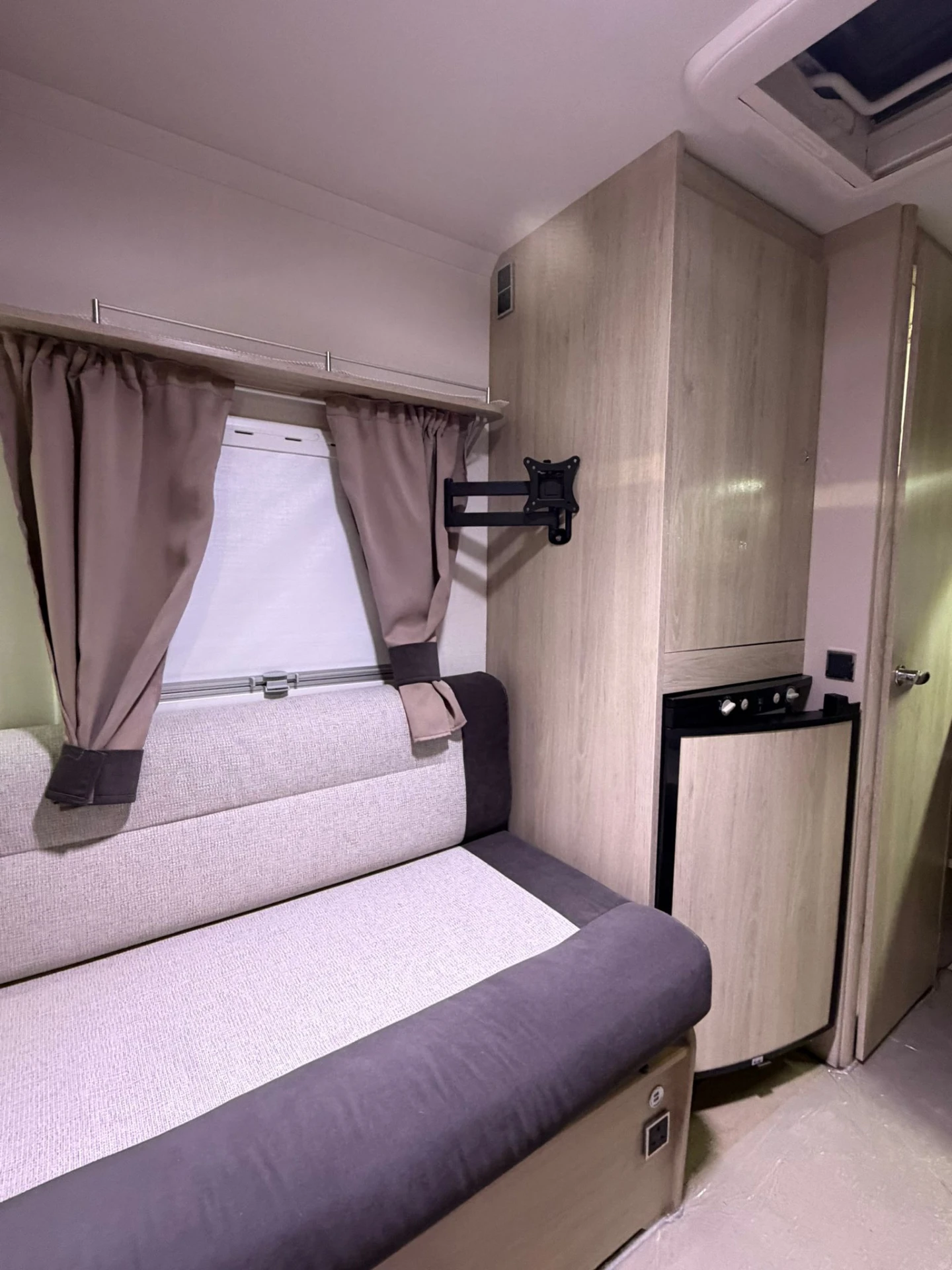 2019 Caravelair Antares 335 photo 7