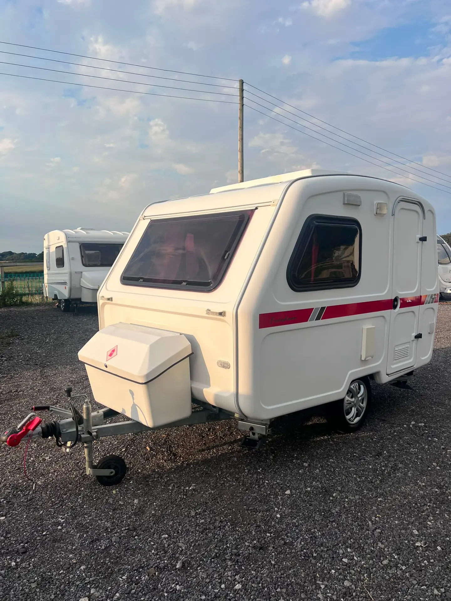 2018 Freedom Discovery 2 Berth photo 2