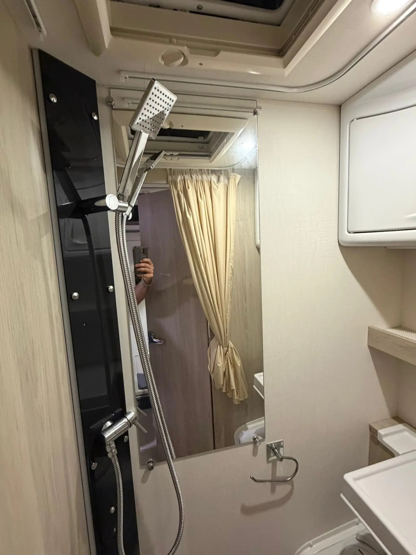 2019 Caravelair Antares 335 photo 12