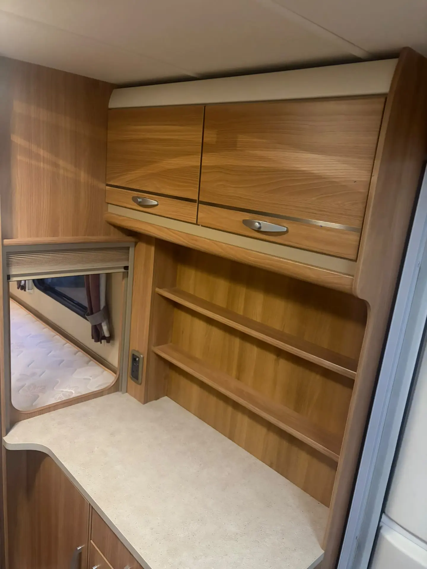 2013 Swift Expression 514 photo 12